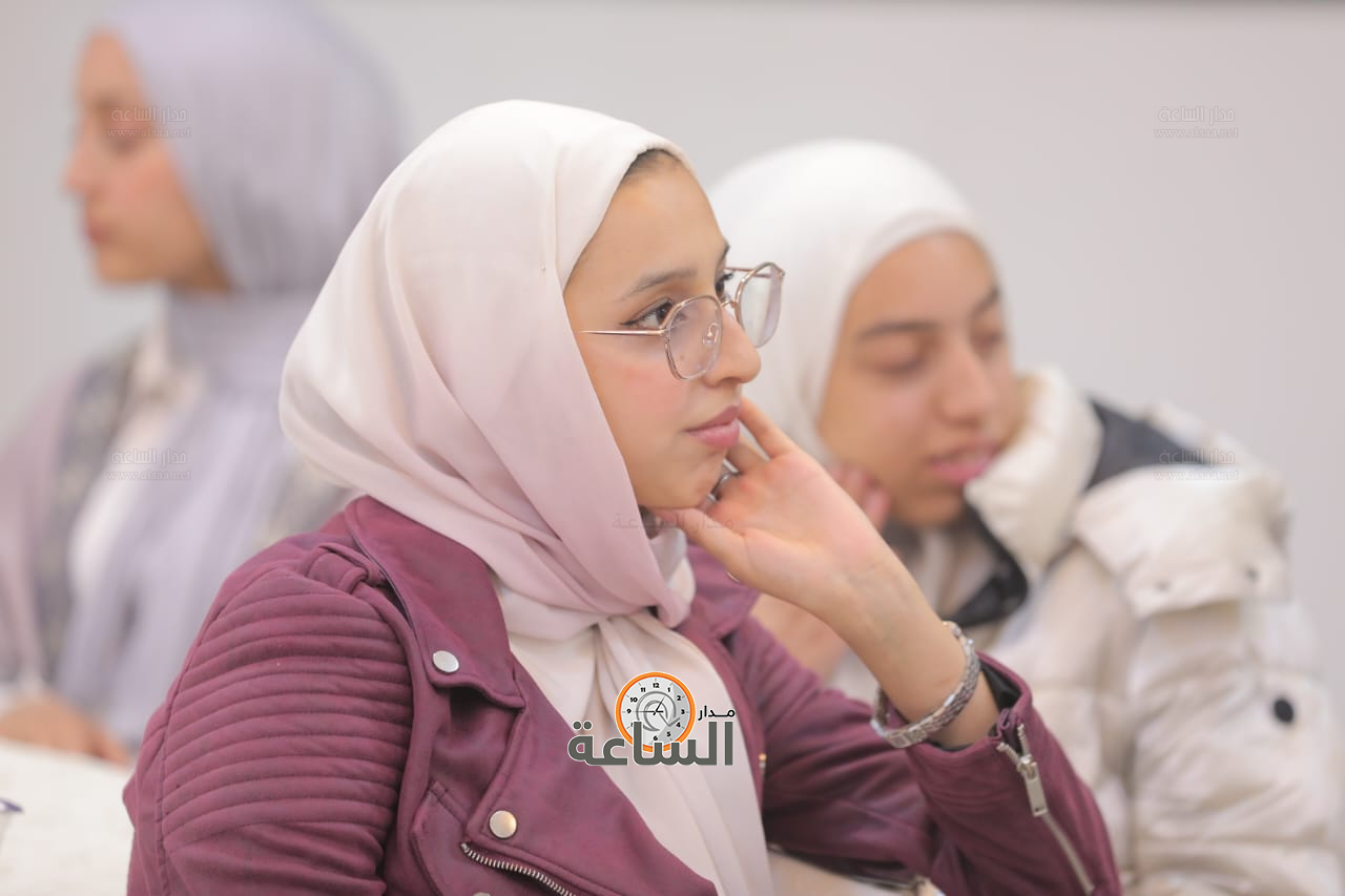 Madar Al-Saa Images 0.5874733676371131