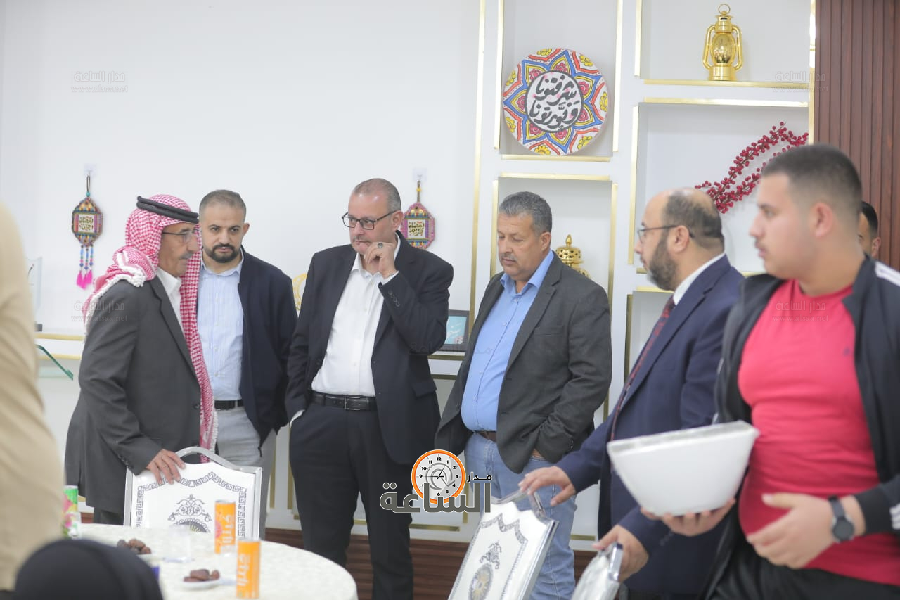 Madar Al-Saa Images 0.9789589438078456