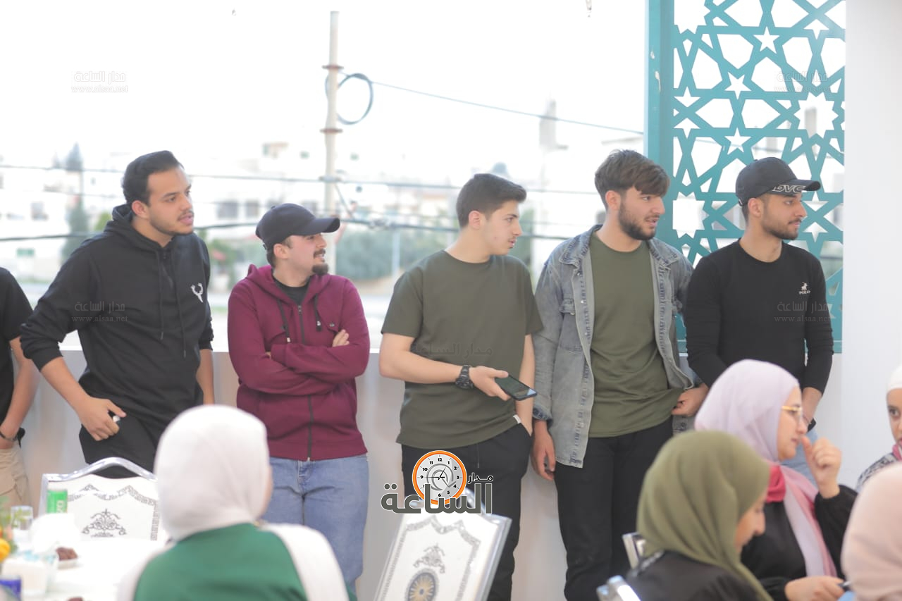 Madar Al-Saa Images 0.7102643205448342