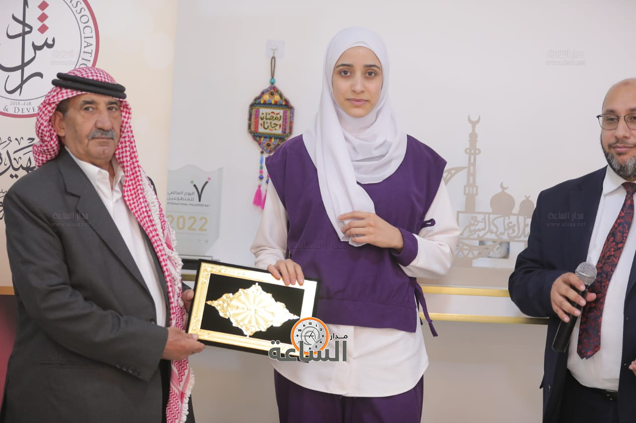 Madar Al-Saa Images 0.32289981067130435