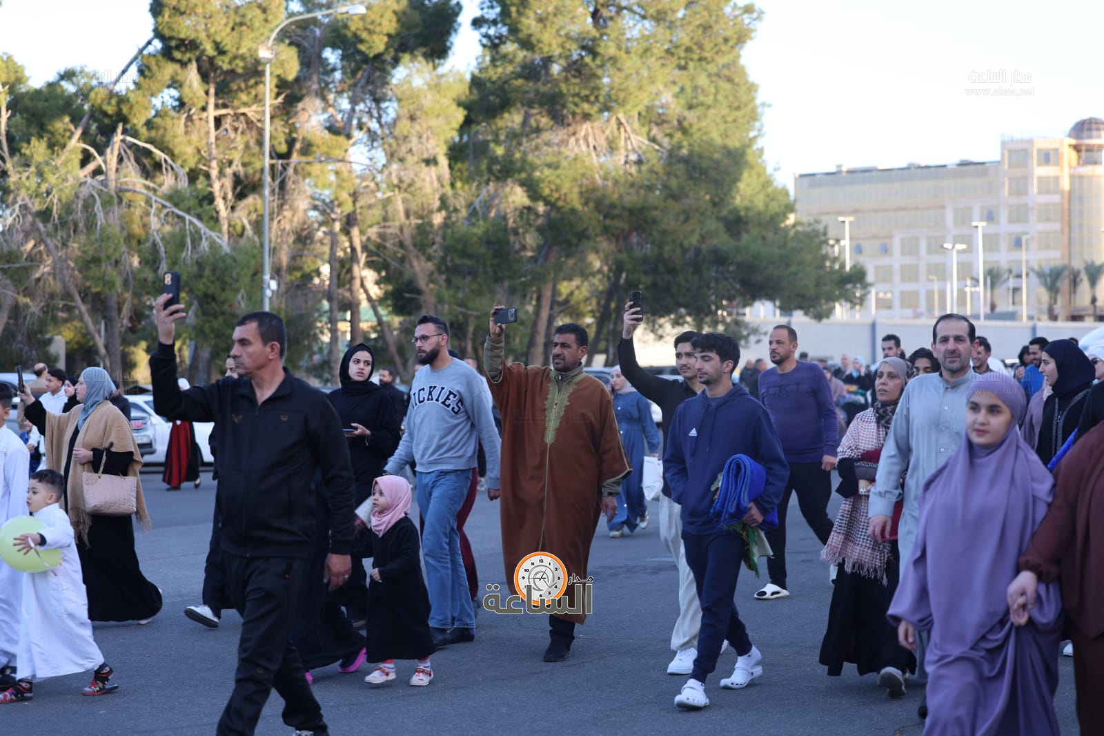 Madar Al-Saa Images 0.7650492619036409