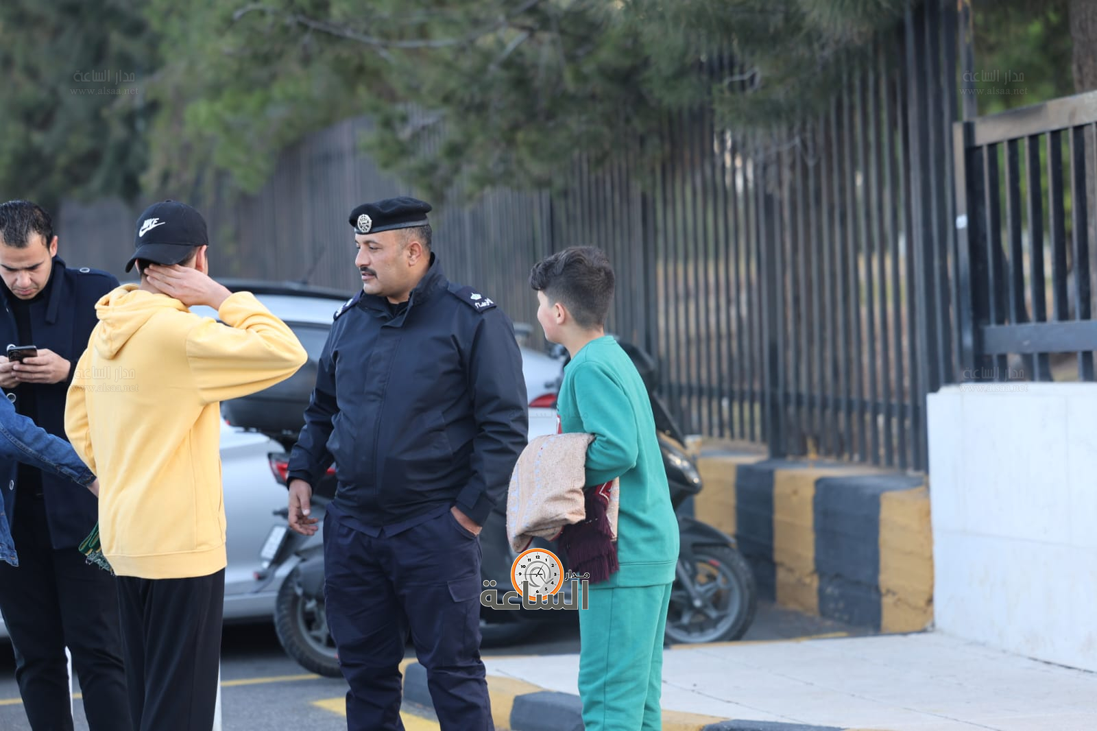 Madar Al-Saa Images 0.3847863543804688