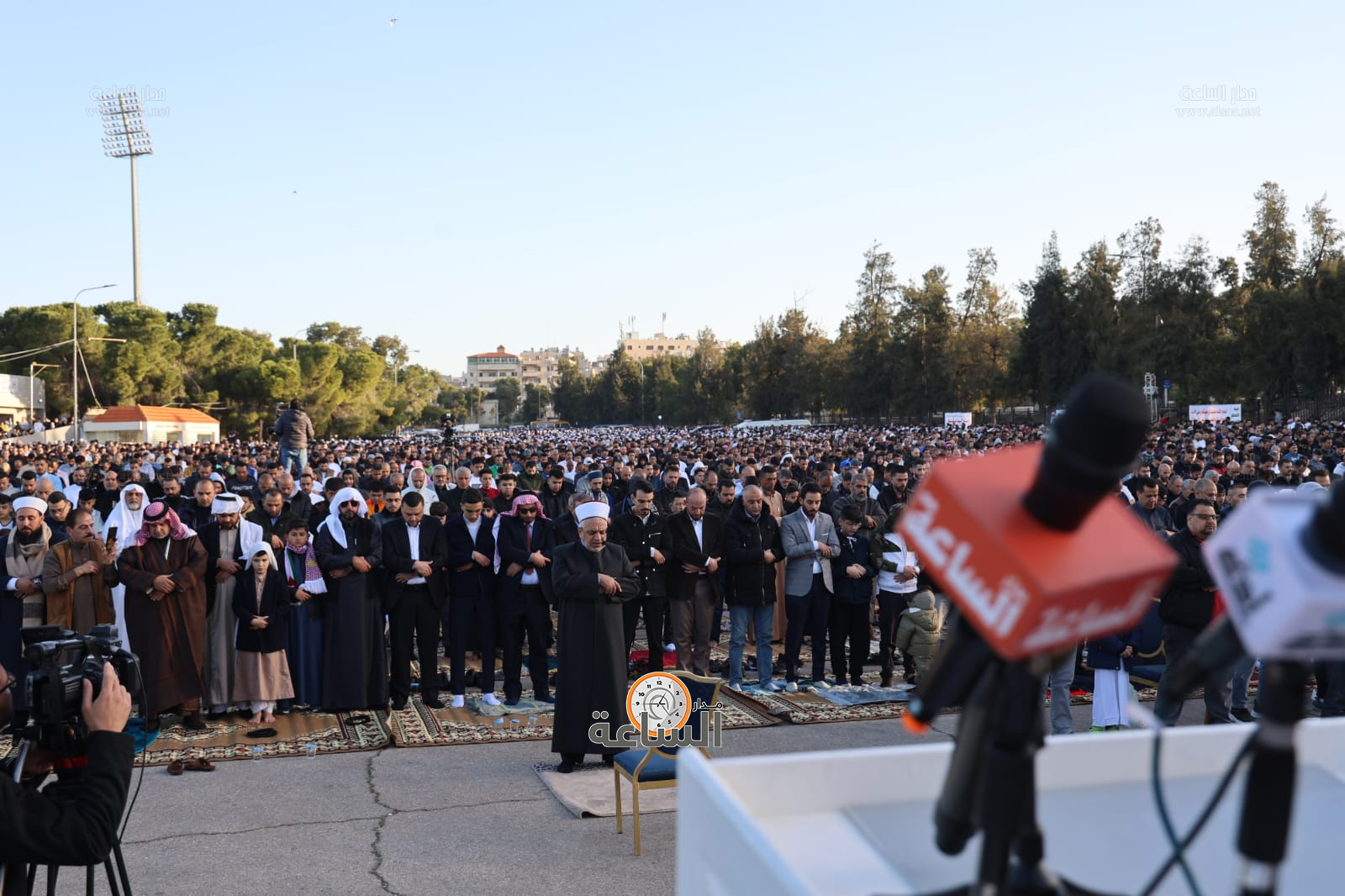 Madar Al-Saa Images 0.372860647988839