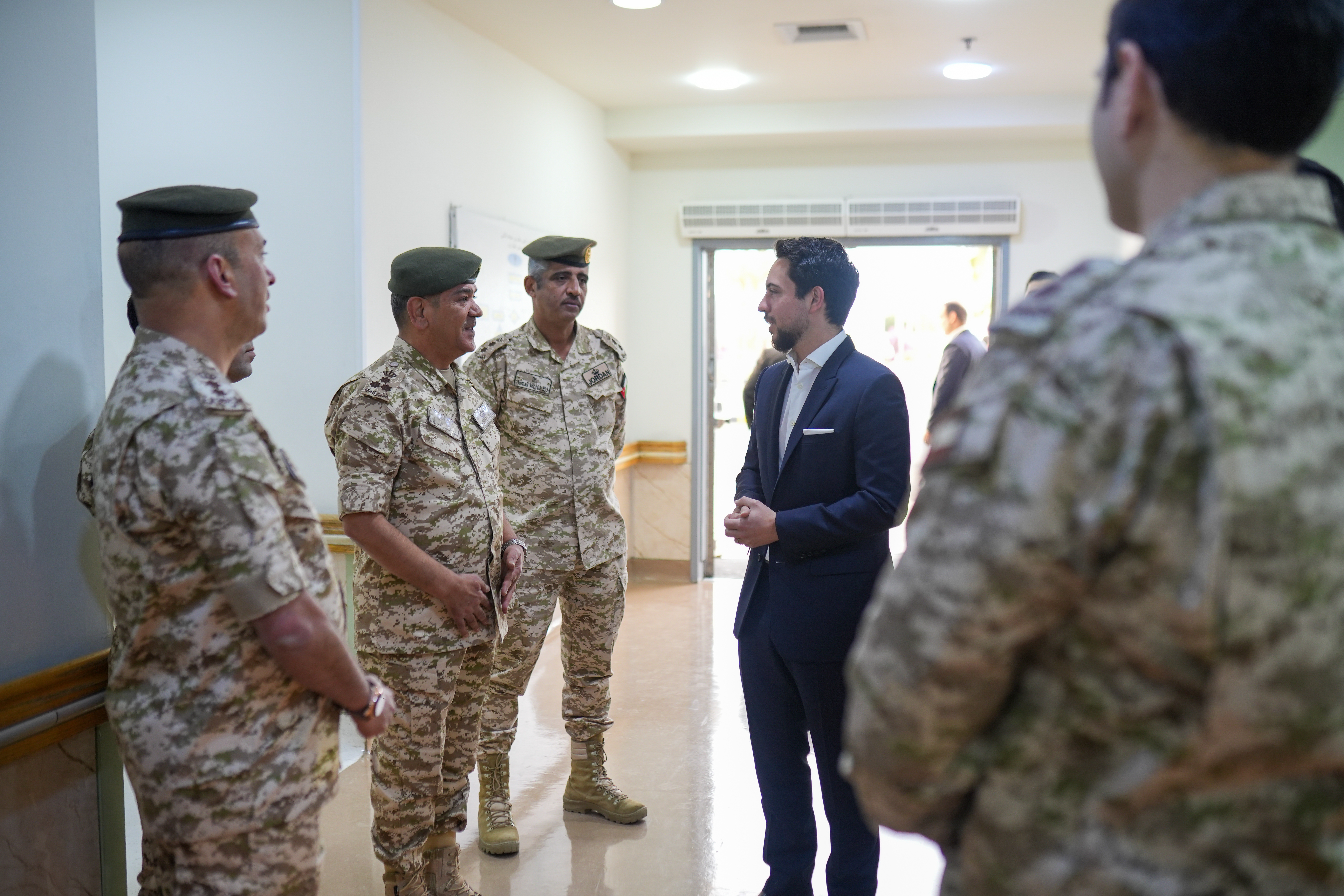 Madar Al-Saa Images 0.8541491019733214