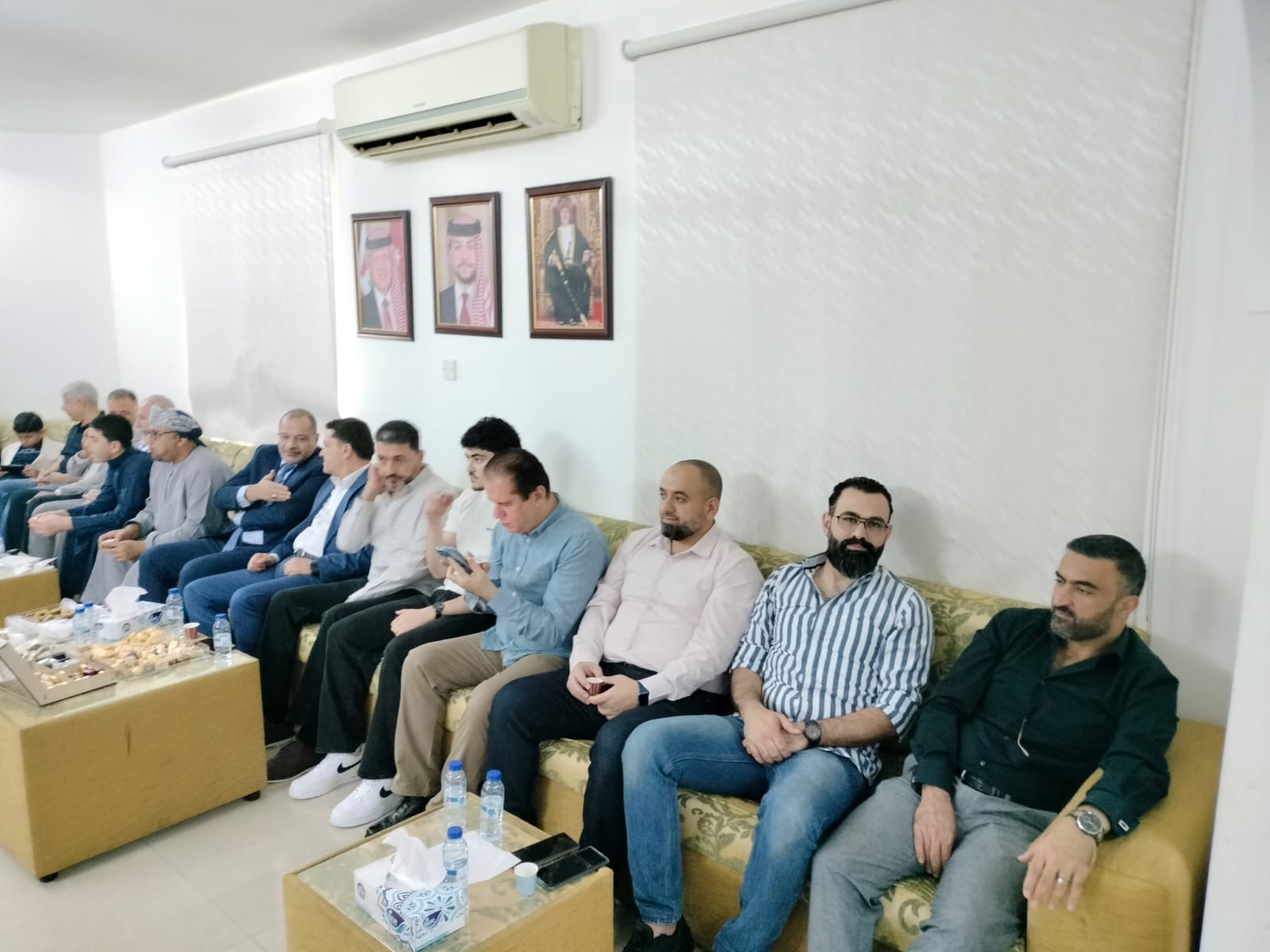 Madar Al-Saa Images 0.30568109222579065