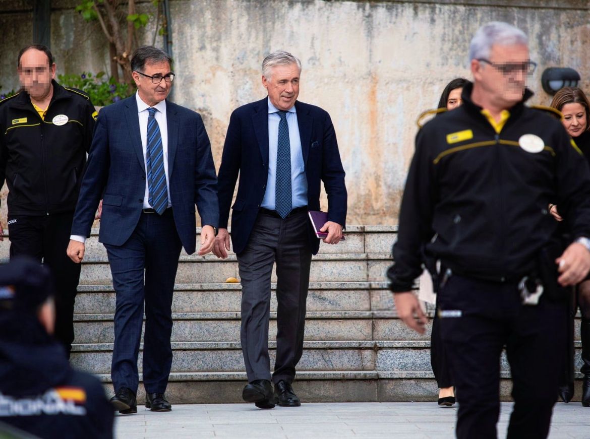 Madar Al-Saa Images 0.4298638393356653