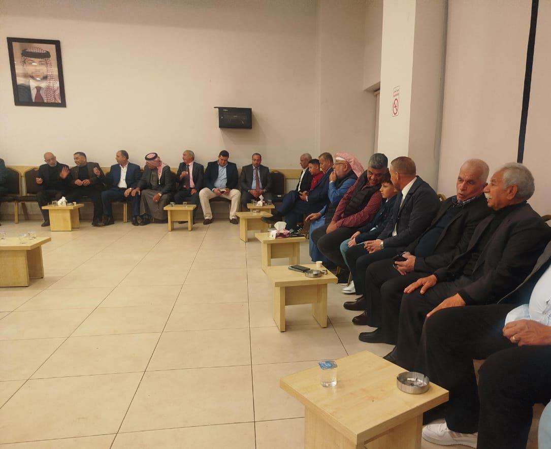 Madar Al-Saa Images 0.4971223113265195