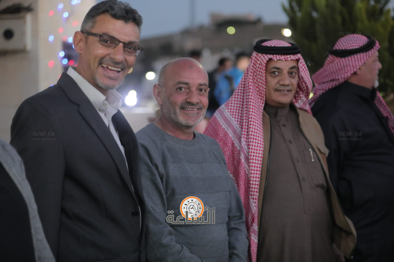 Madar Al-Saa Images 0.7124135363465869