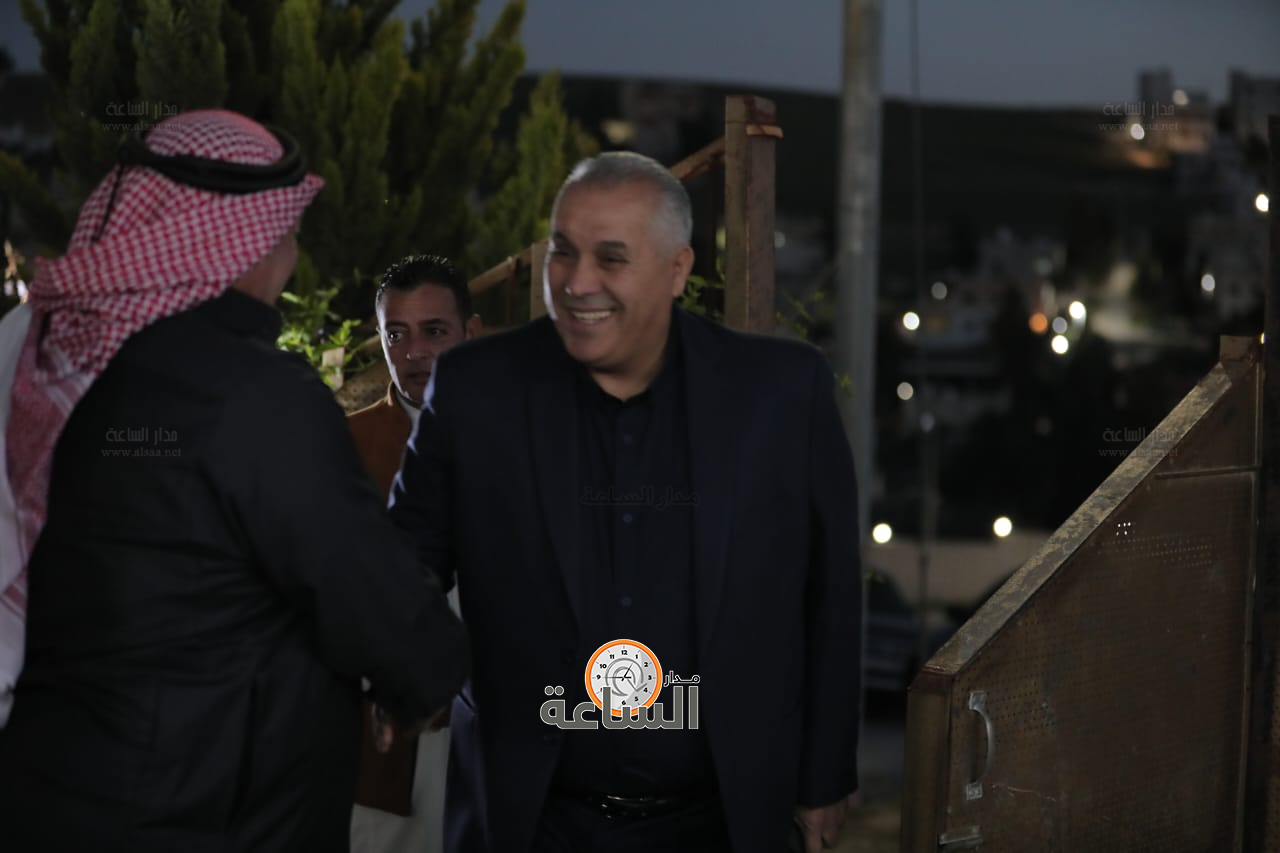 Madar Al-Saa Images 0.2679378366864005