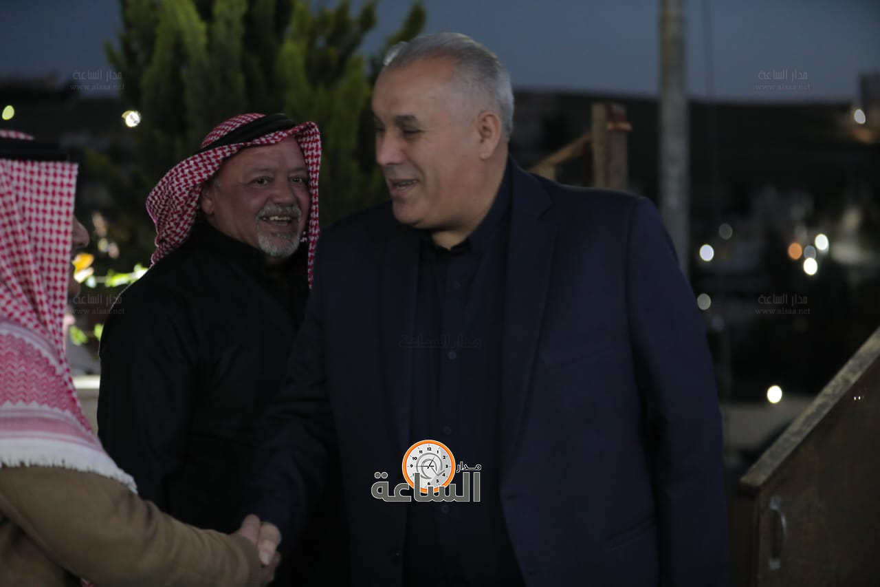 Madar Al-Saa Images 0.5218003897690027