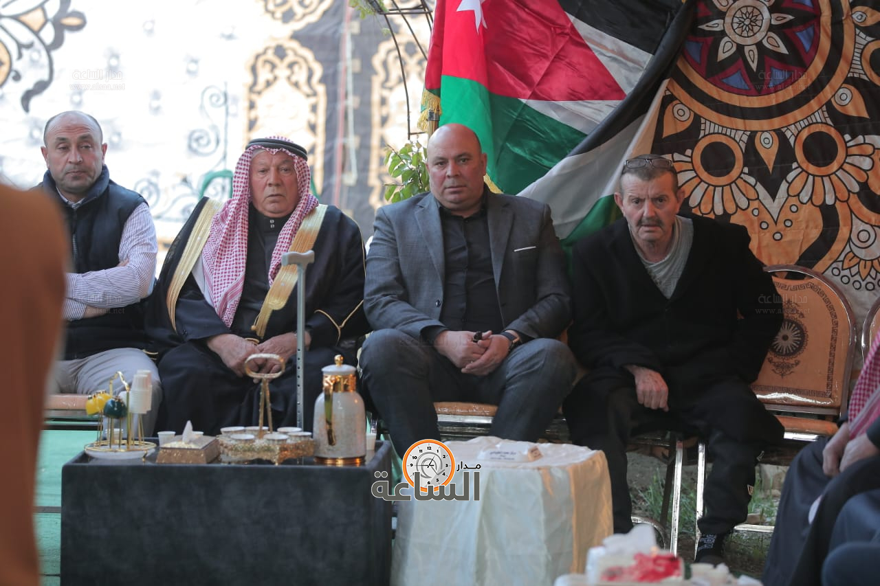 Madar Al-Saa Images 0.5203685465774099