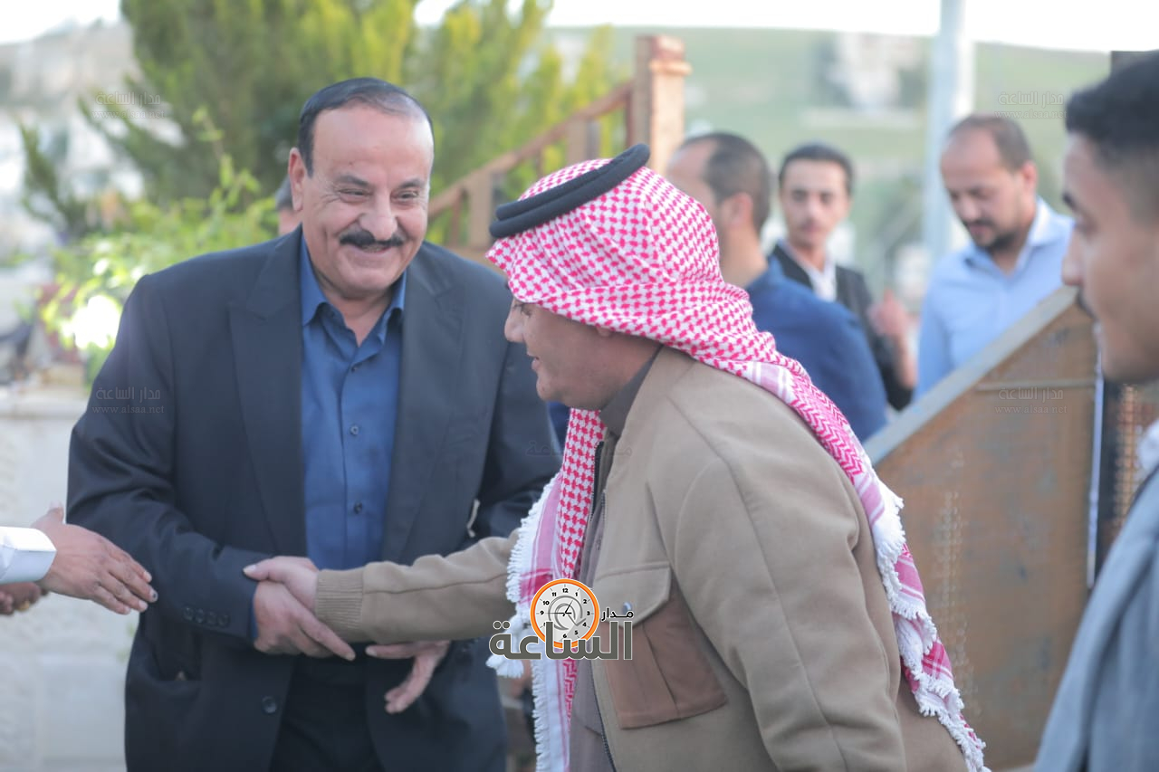 Madar Al-Saa Images 0.9472450636484662