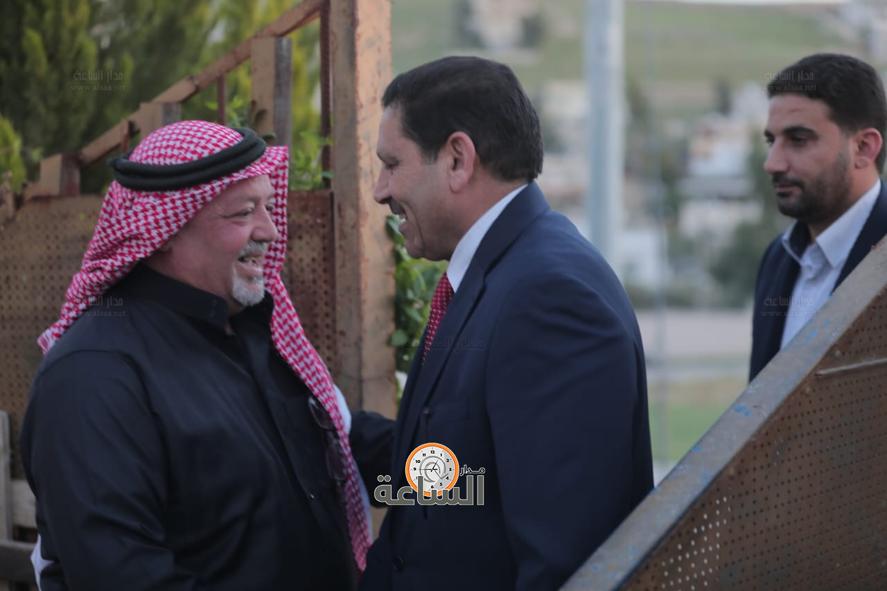 Madar Al-Saa Images 0.7402697383181491