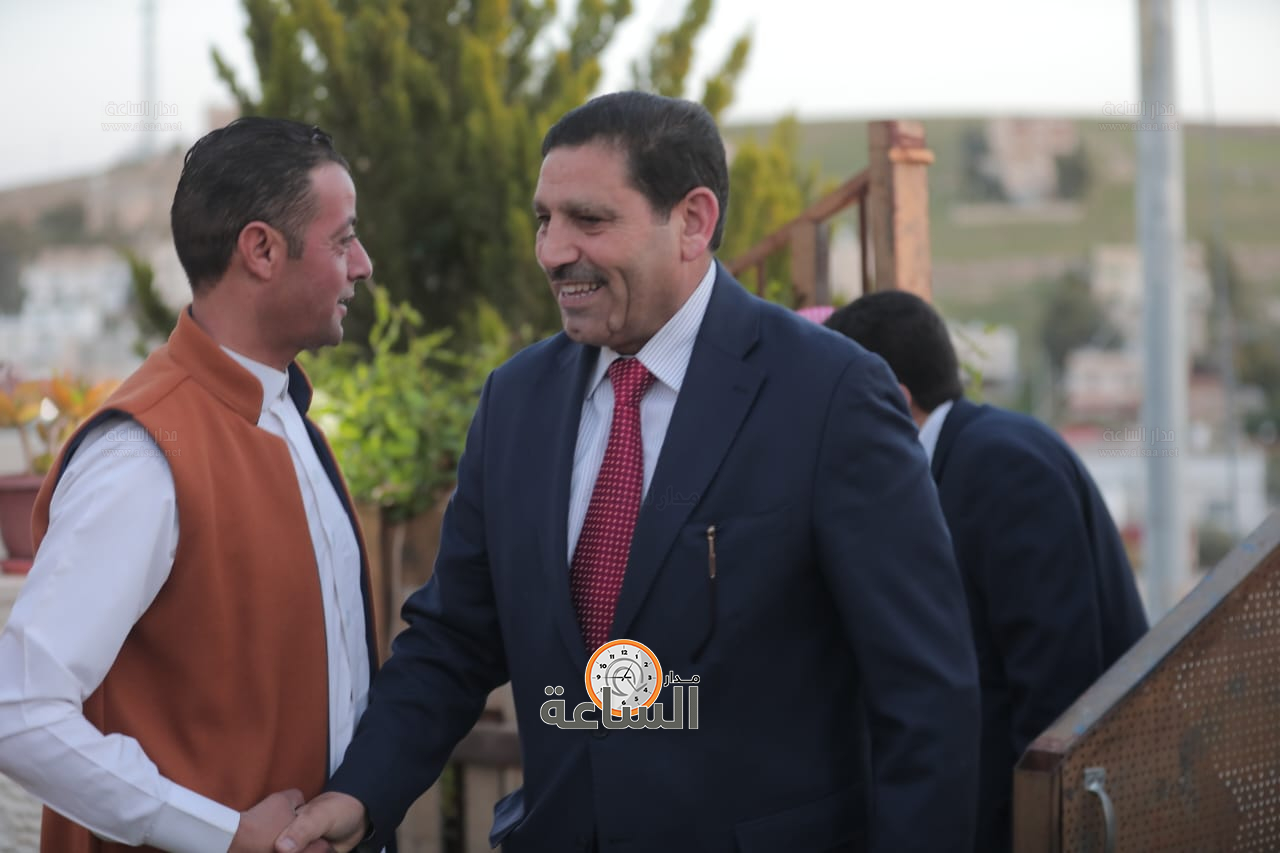 Madar Al-Saa Images 0.002075921121271085