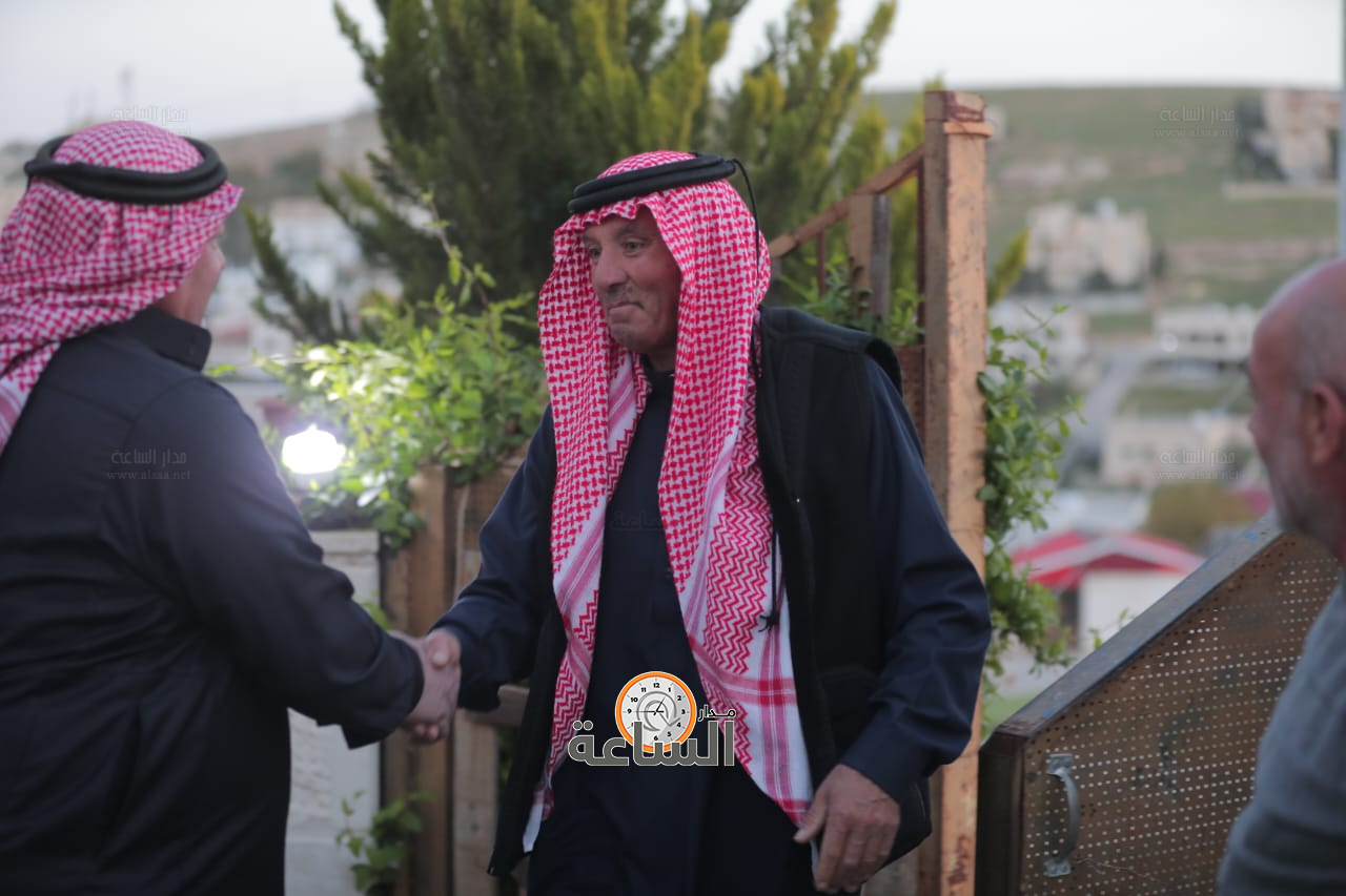 Madar Al-Saa Images 0.5139425584517932