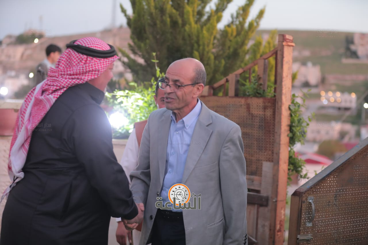 Madar Al-Saa Images 0.8991771567953453