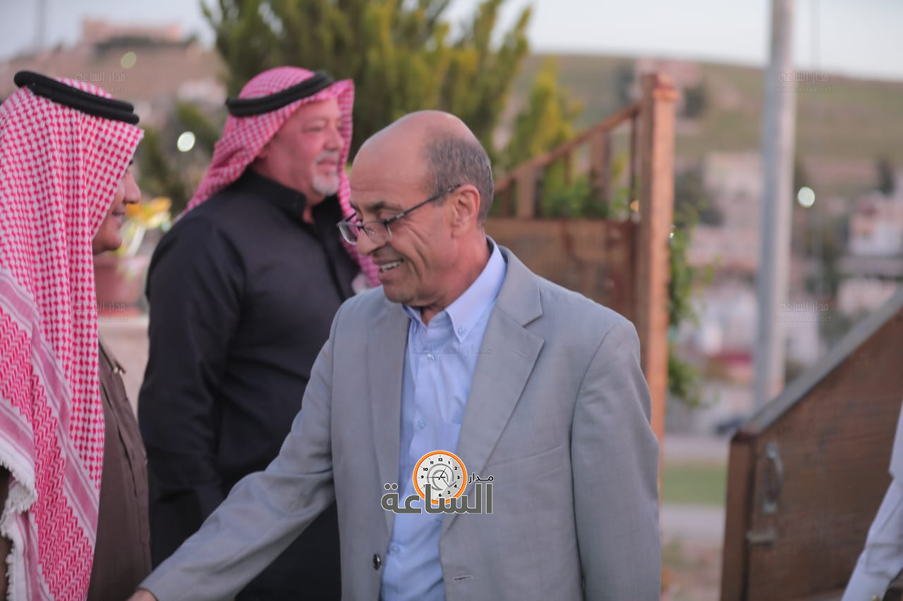 Madar Al-Saa Images 0.9460550149153337