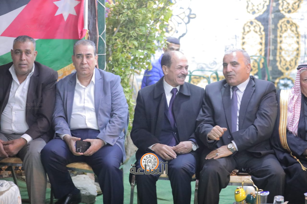 Madar Al-Saa Images 0.25935744295373175