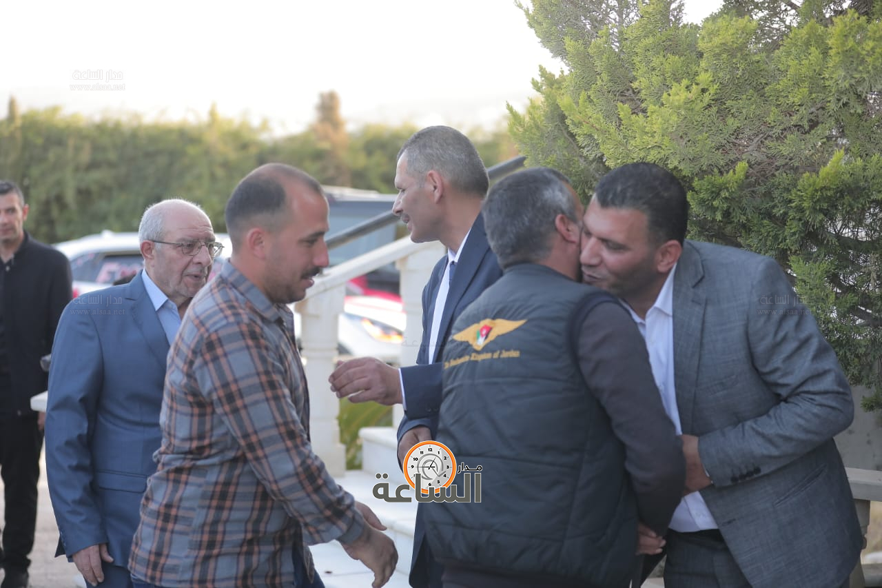 Madar Al-Saa Images 0.7939755157078878