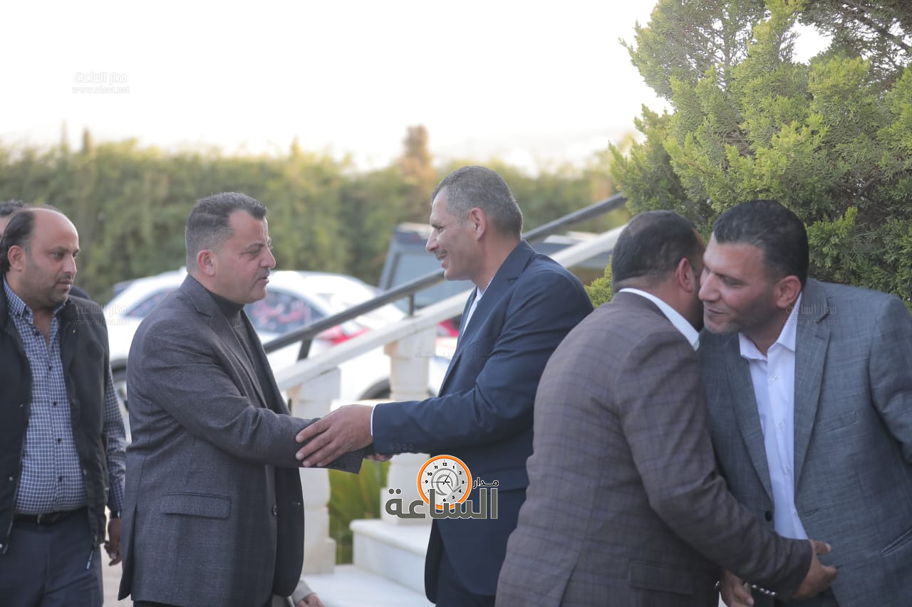 Madar Al-Saa Images 0.10782341276882423