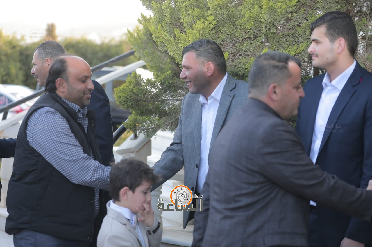 Madar Al-Saa Images 0.34570799399408925