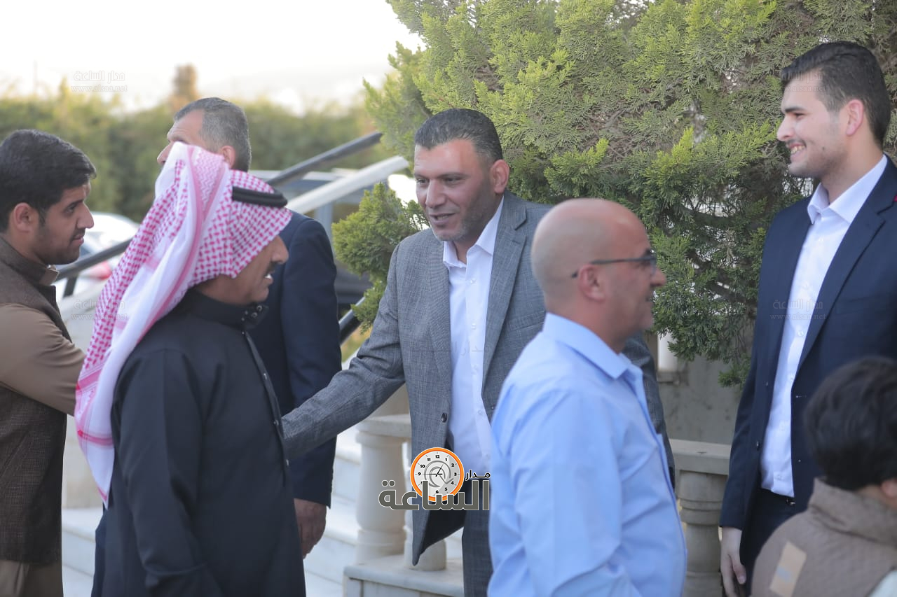 Madar Al-Saa Images 0.4051520806909421