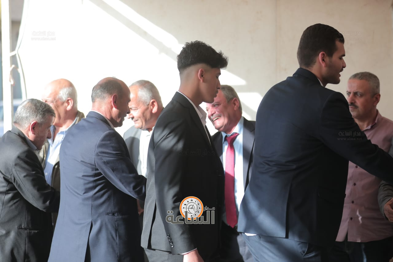 Madar Al-Saa Images 0.4669450315540218