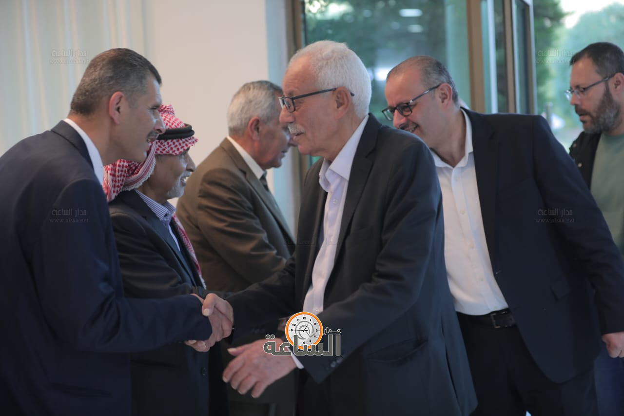 Madar Al-Saa Images 0.3510854929946252