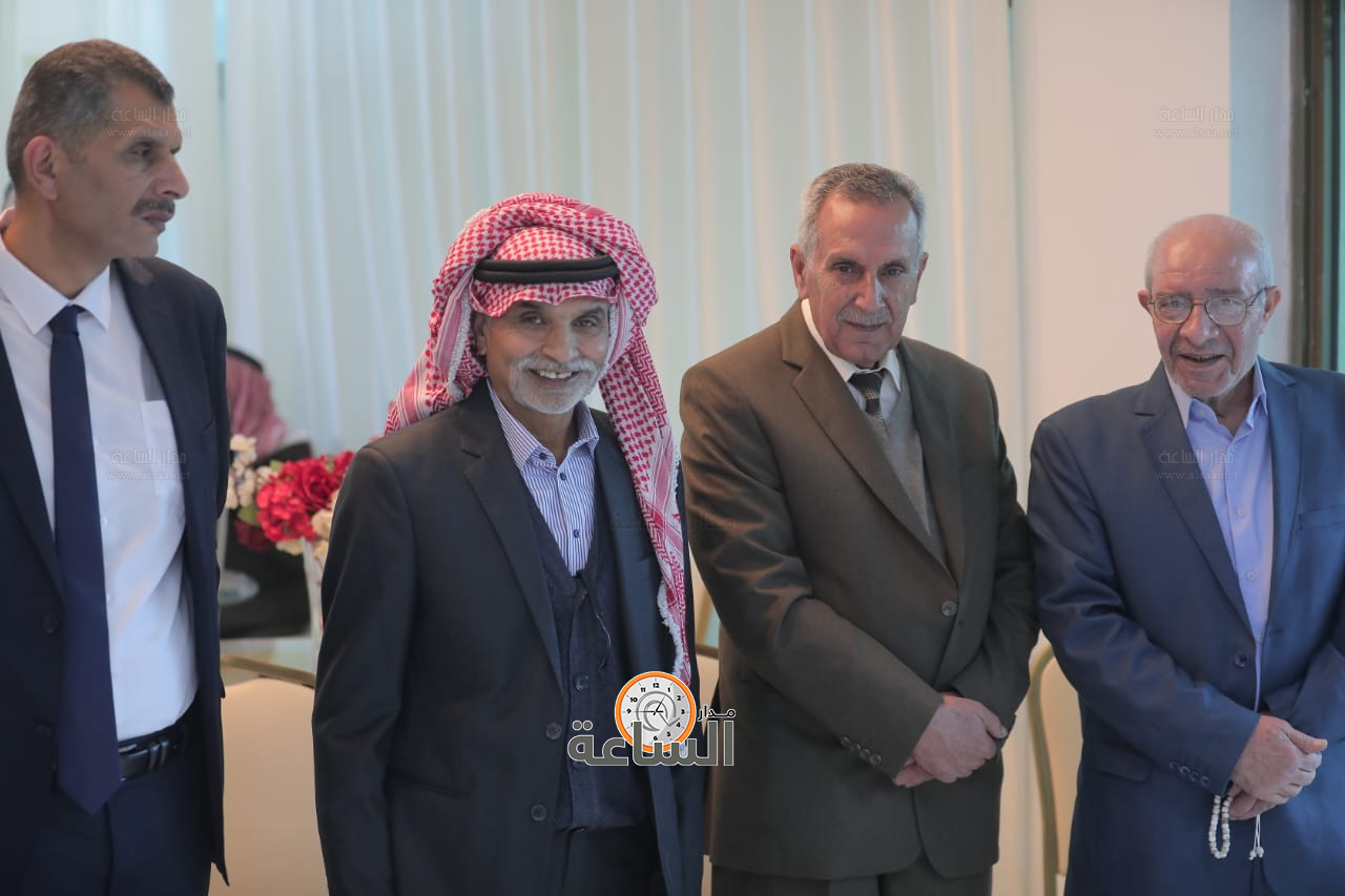 Madar Al-Saa Images 0.34023879360417375