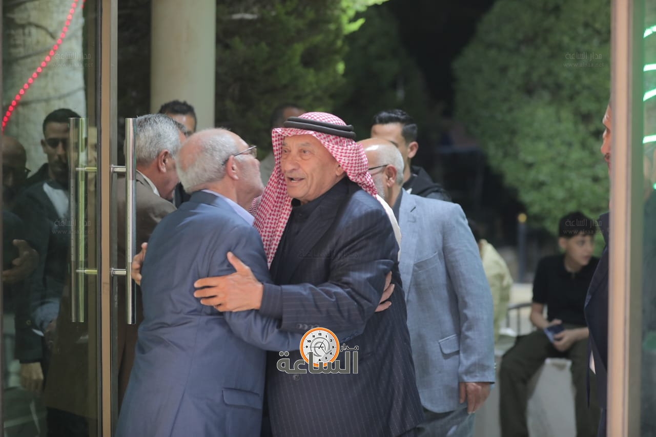 Madar Al-Saa Images 0.819673344989089