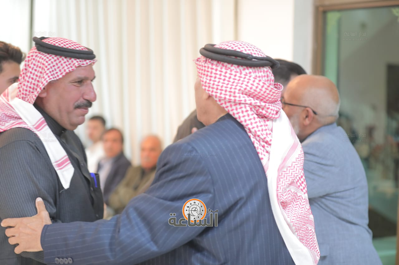 Madar Al-Saa Images 0.48985419945763