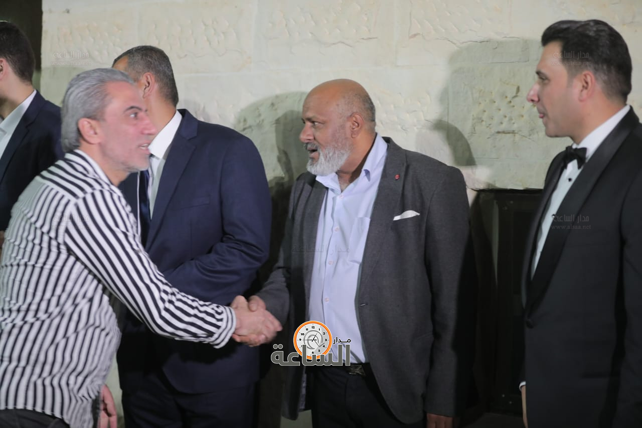 Madar Al-Saa Images 0.015669317652219572