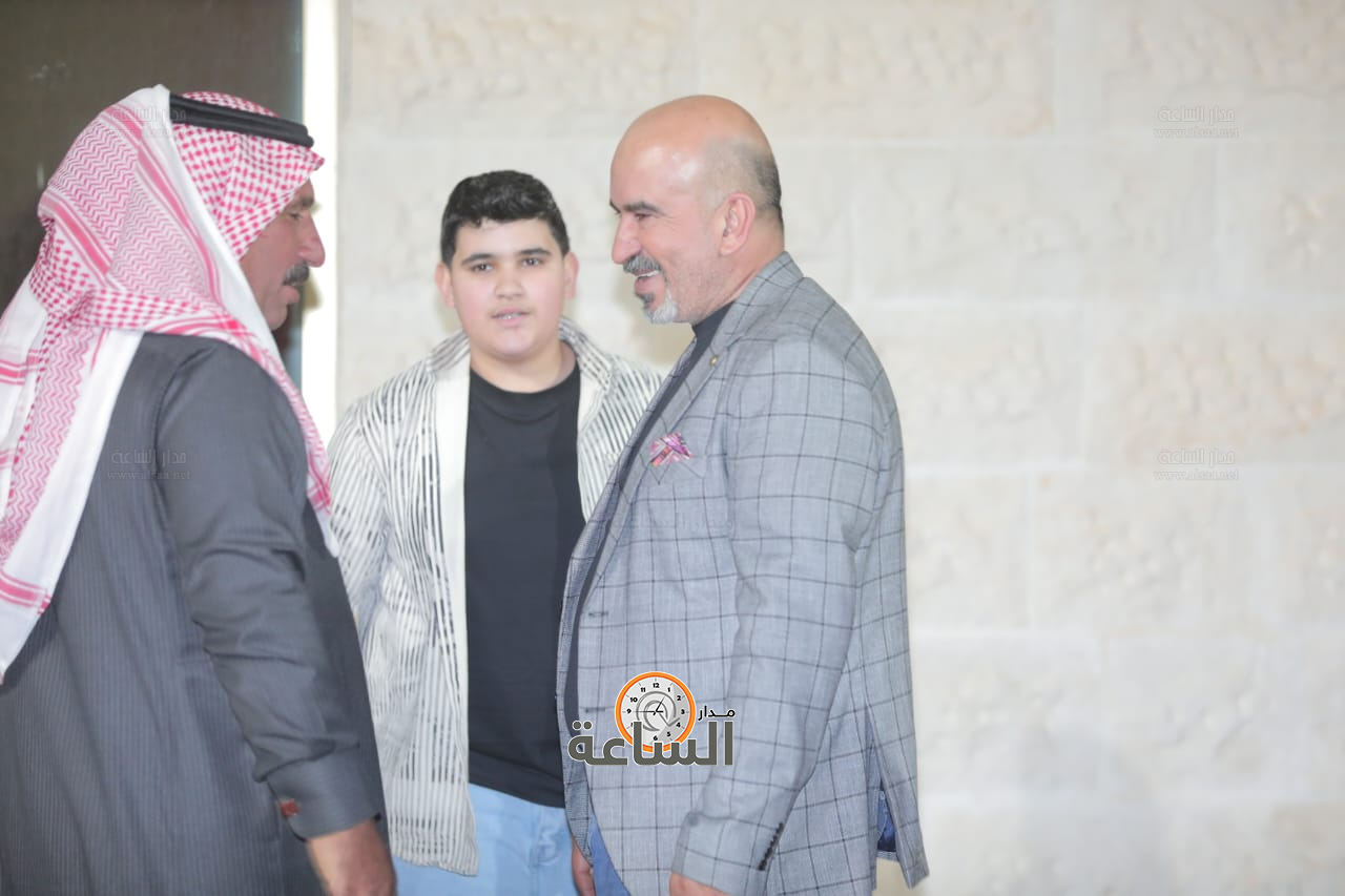 Madar Al-Saa Images 0.1495422265445414