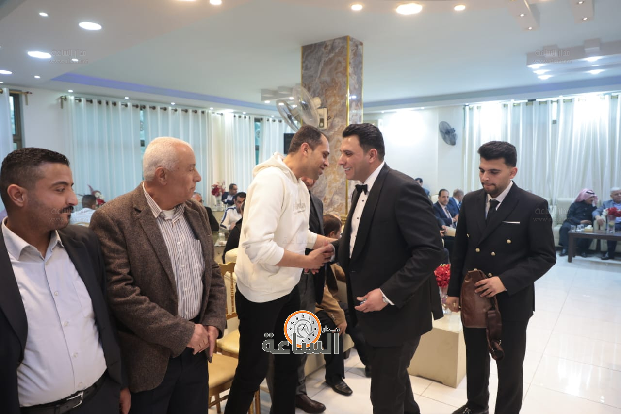 Madar Al-Saa Images 0.9705130691722328