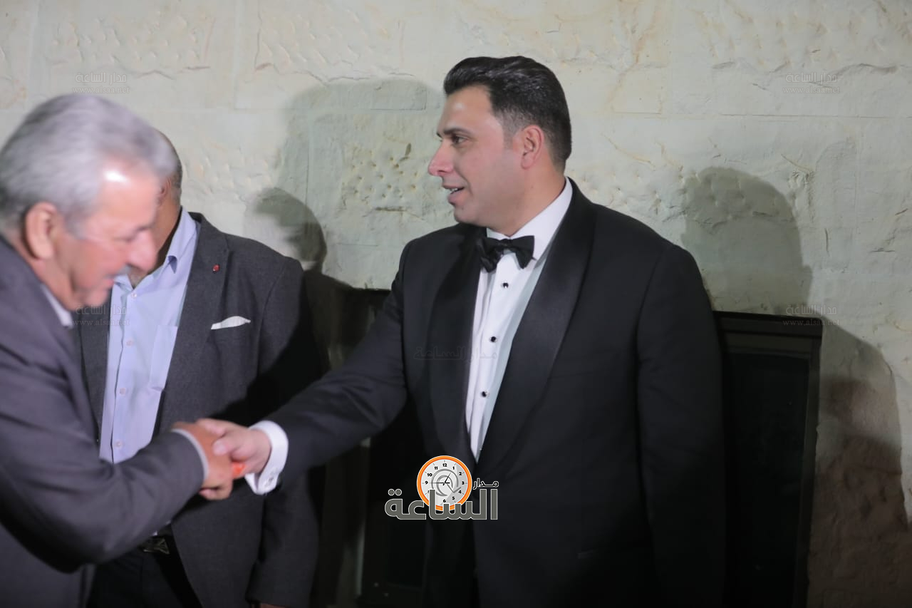 Madar Al-Saa Images 0.6958523103398109