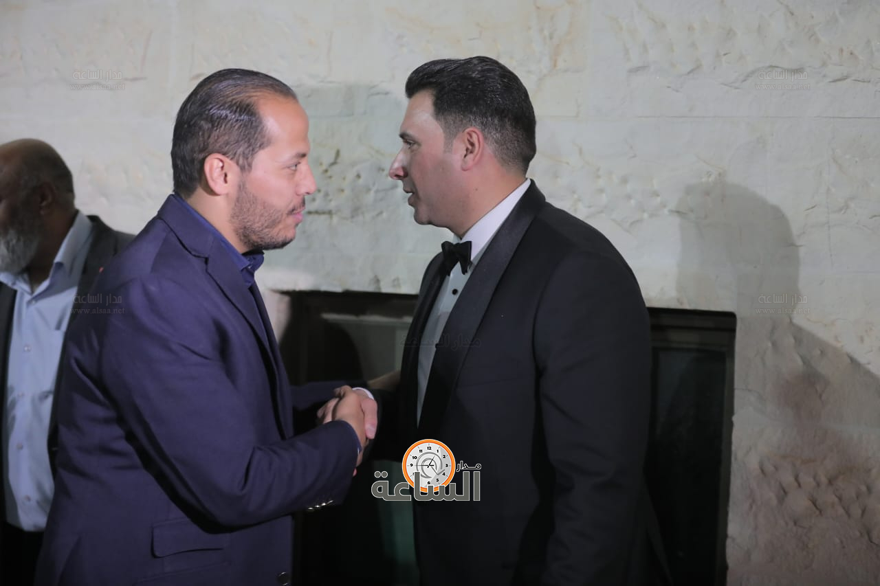 Madar Al-Saa Images 0.8460207665074777