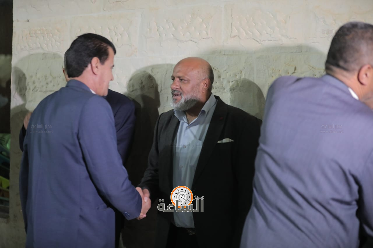 Madar Al-Saa Images 0.8860098367945195