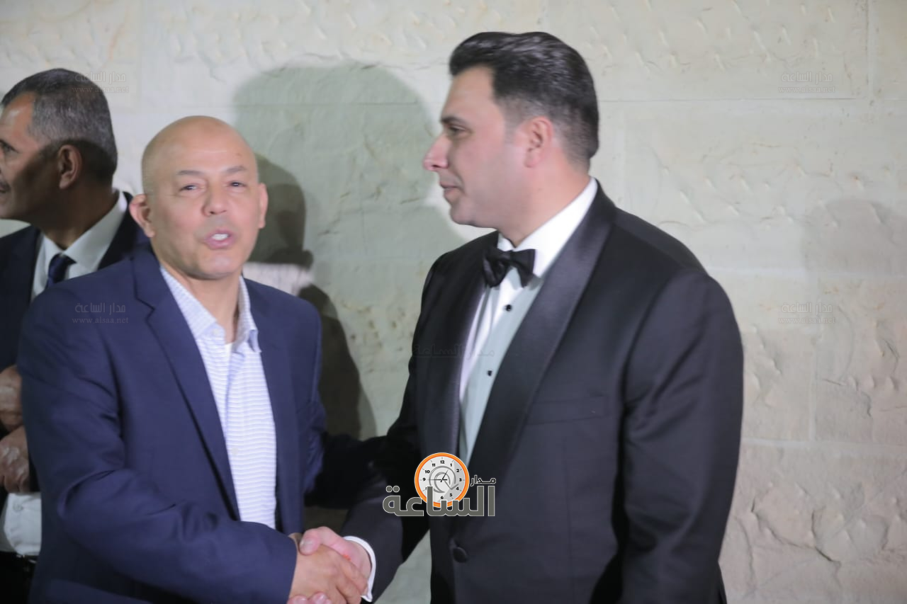 Madar Al-Saa Images 0.45551554570502395