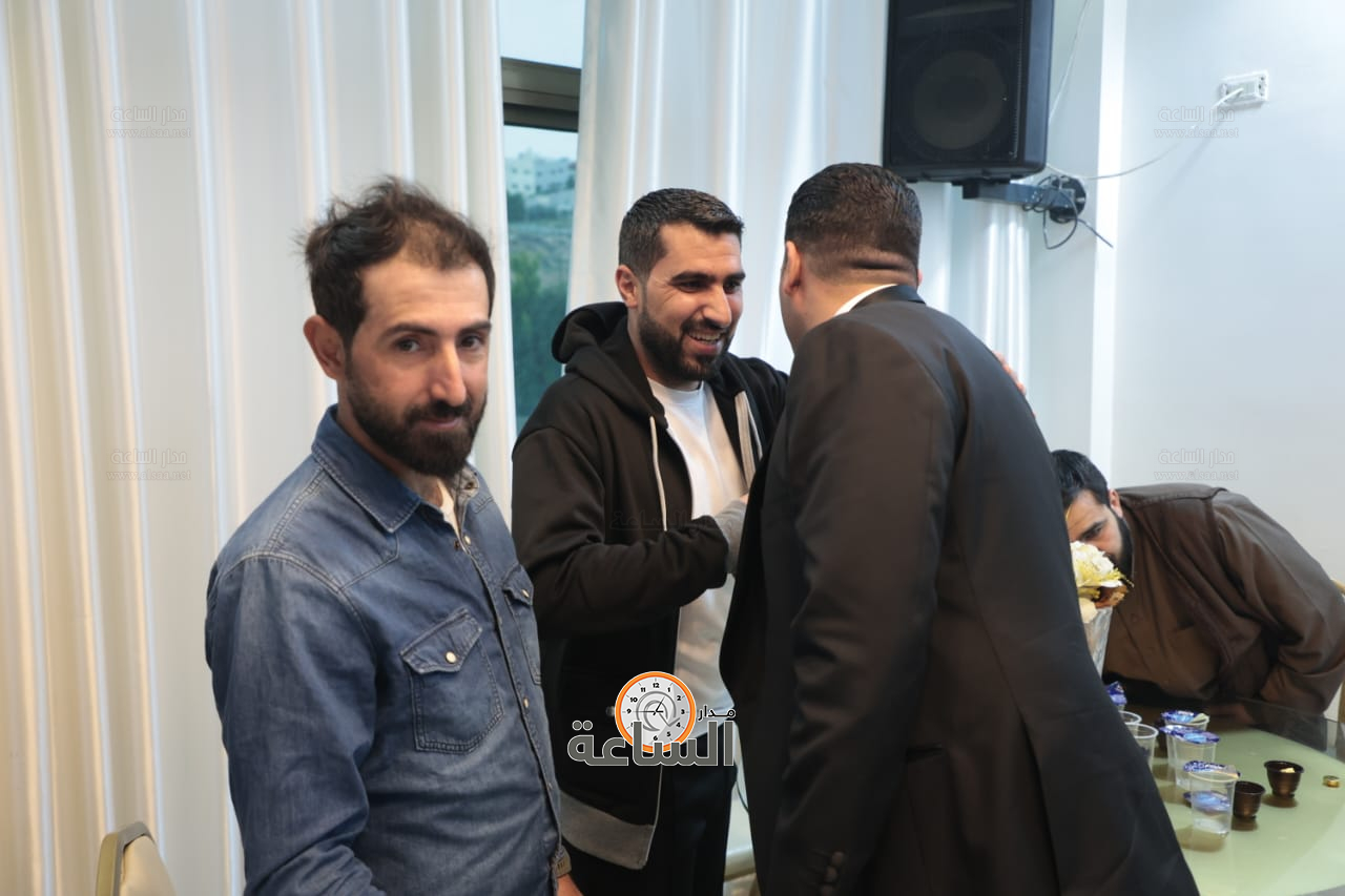 Madar Al-Saa Images 0.9726501187784293