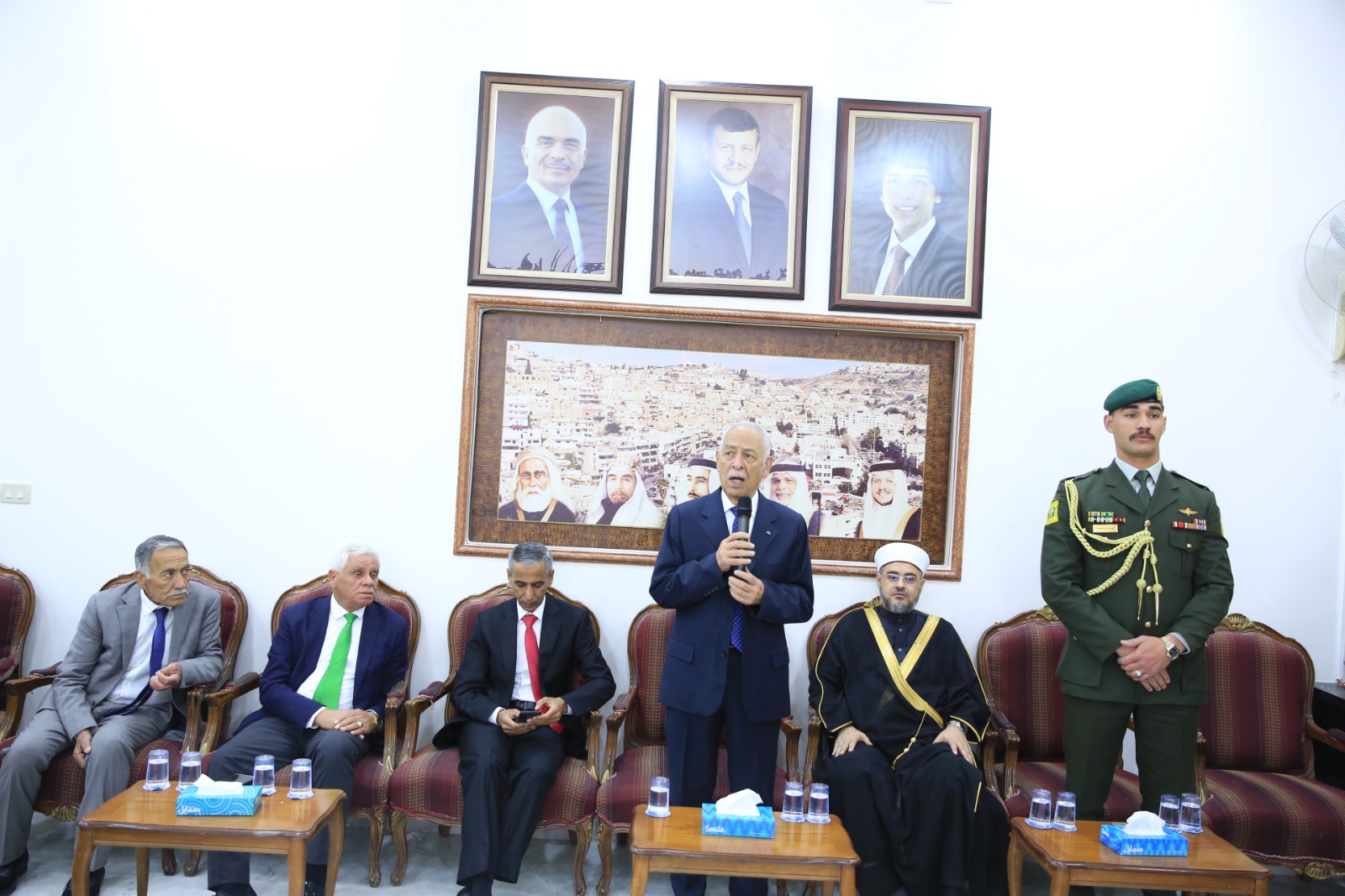 Madar Al-Saa Images 0.10554301947970823