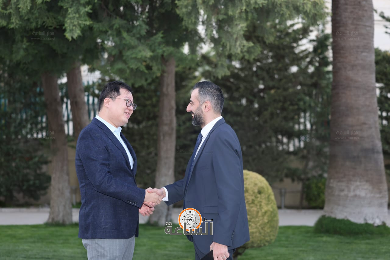 Madar Al-Saa Images 0.2184675767559383