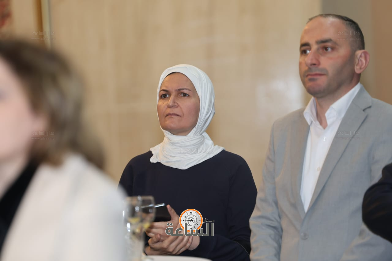 Madar Al-Saa Images 0.6091199698401892