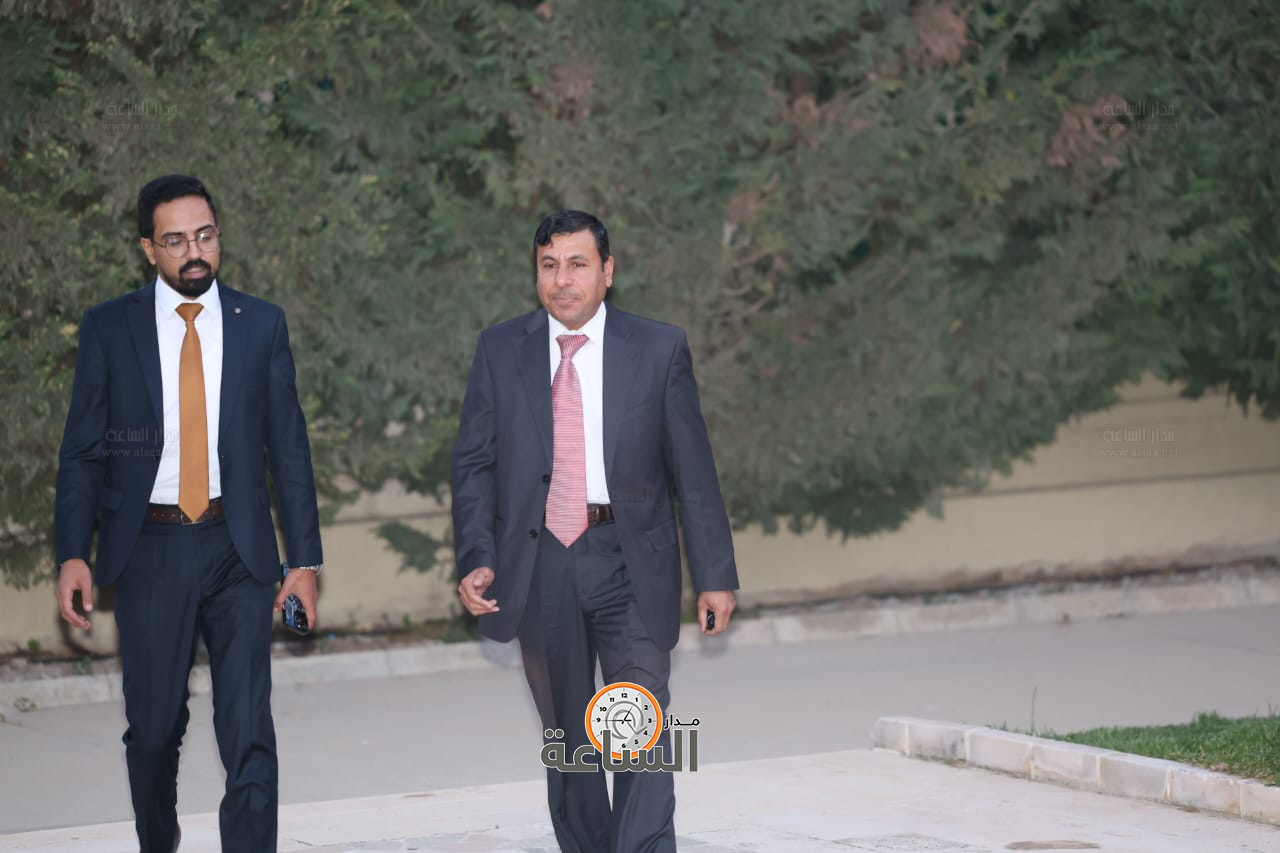 Madar Al-Saa Images 0.9560822527887638