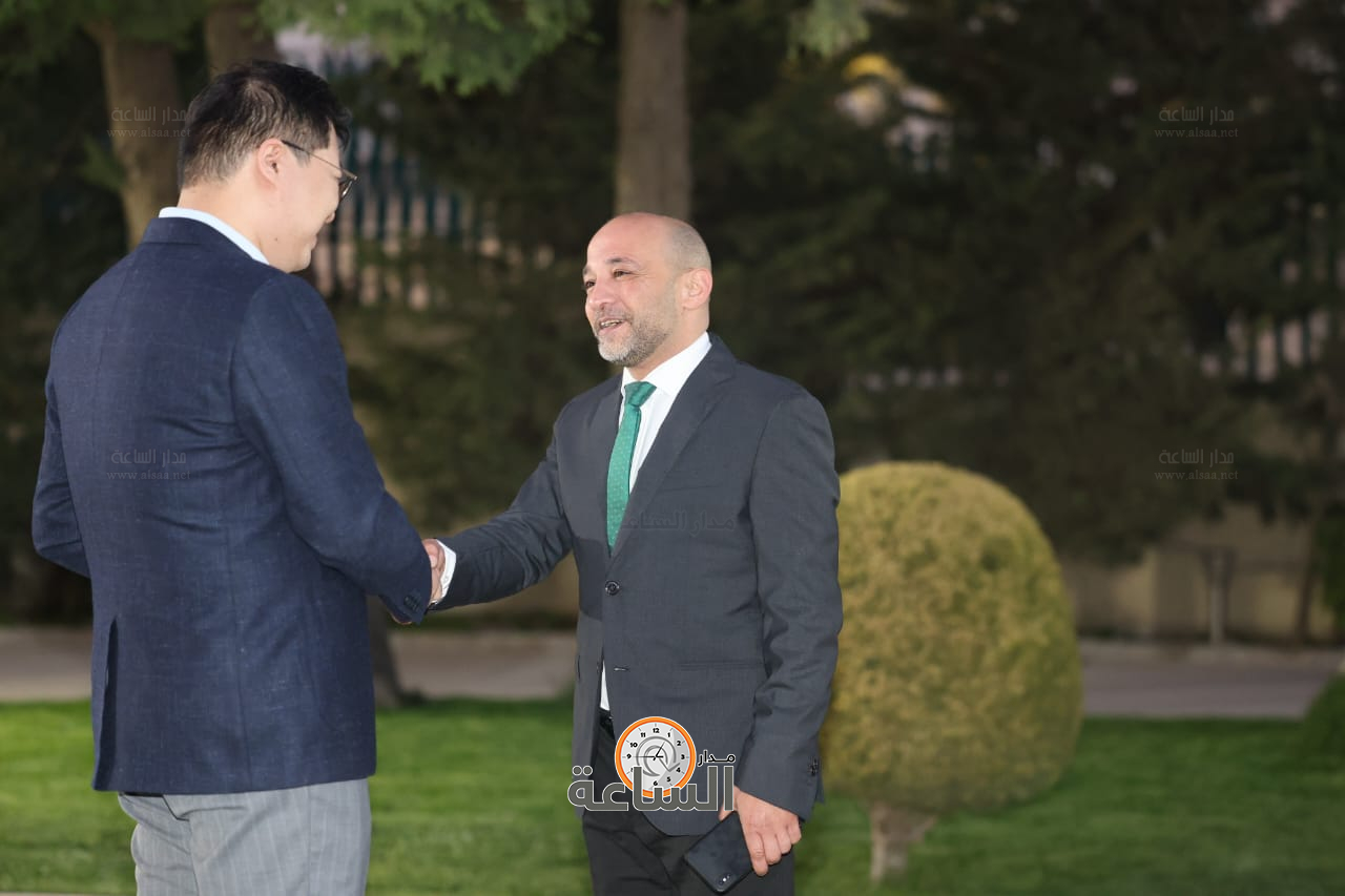 Madar Al-Saa Images 0.5481950451912376