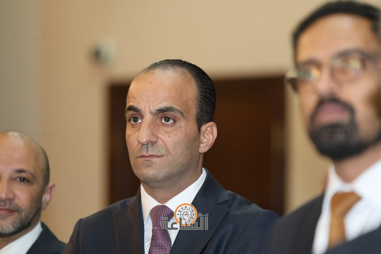 Madar Al-Saa Images 0.7304854678726482