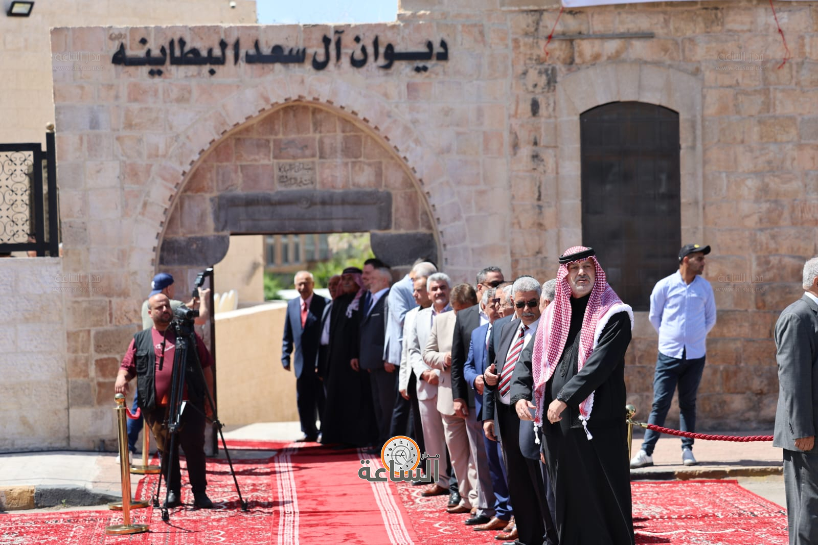 Madar Al-Saa Images 0.47725236238616264