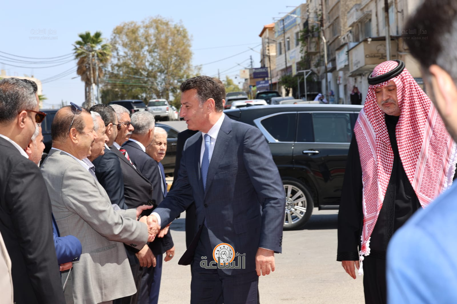 Madar Al-Saa Images 0.368661351017219