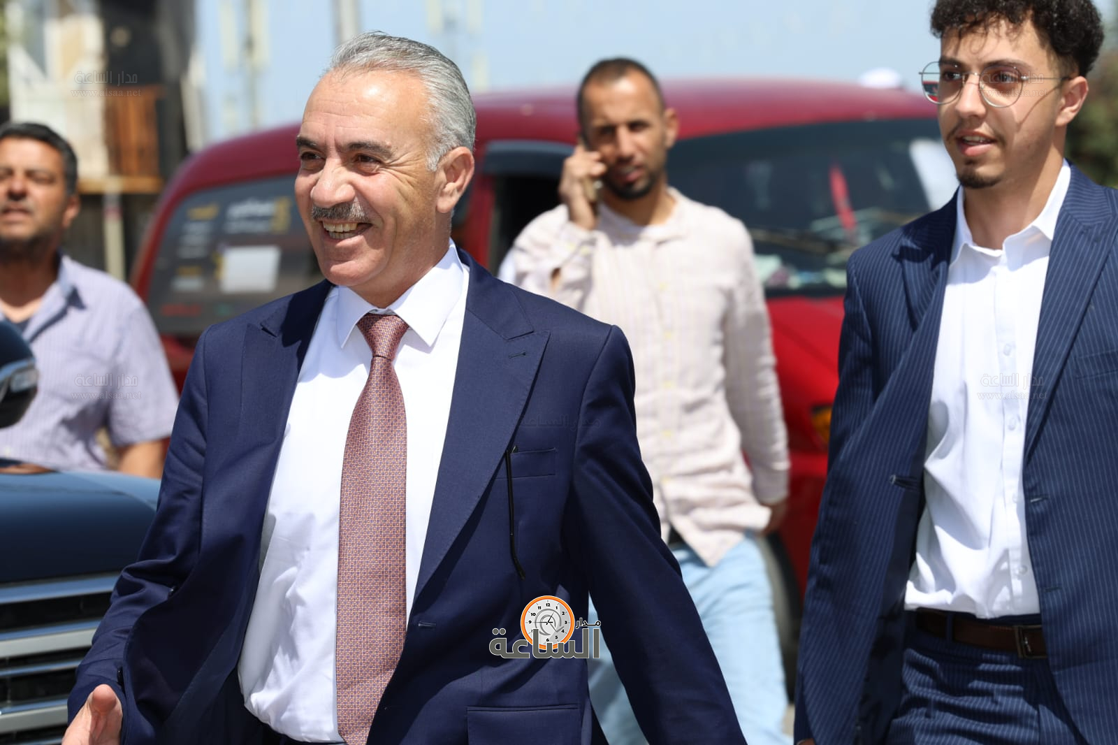 Madar Al-Saa Images 0.4505916873964526