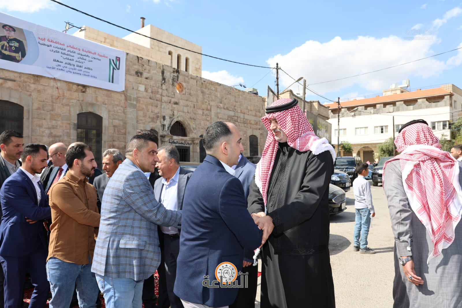 Madar Al-Saa Images 0.336476318336544