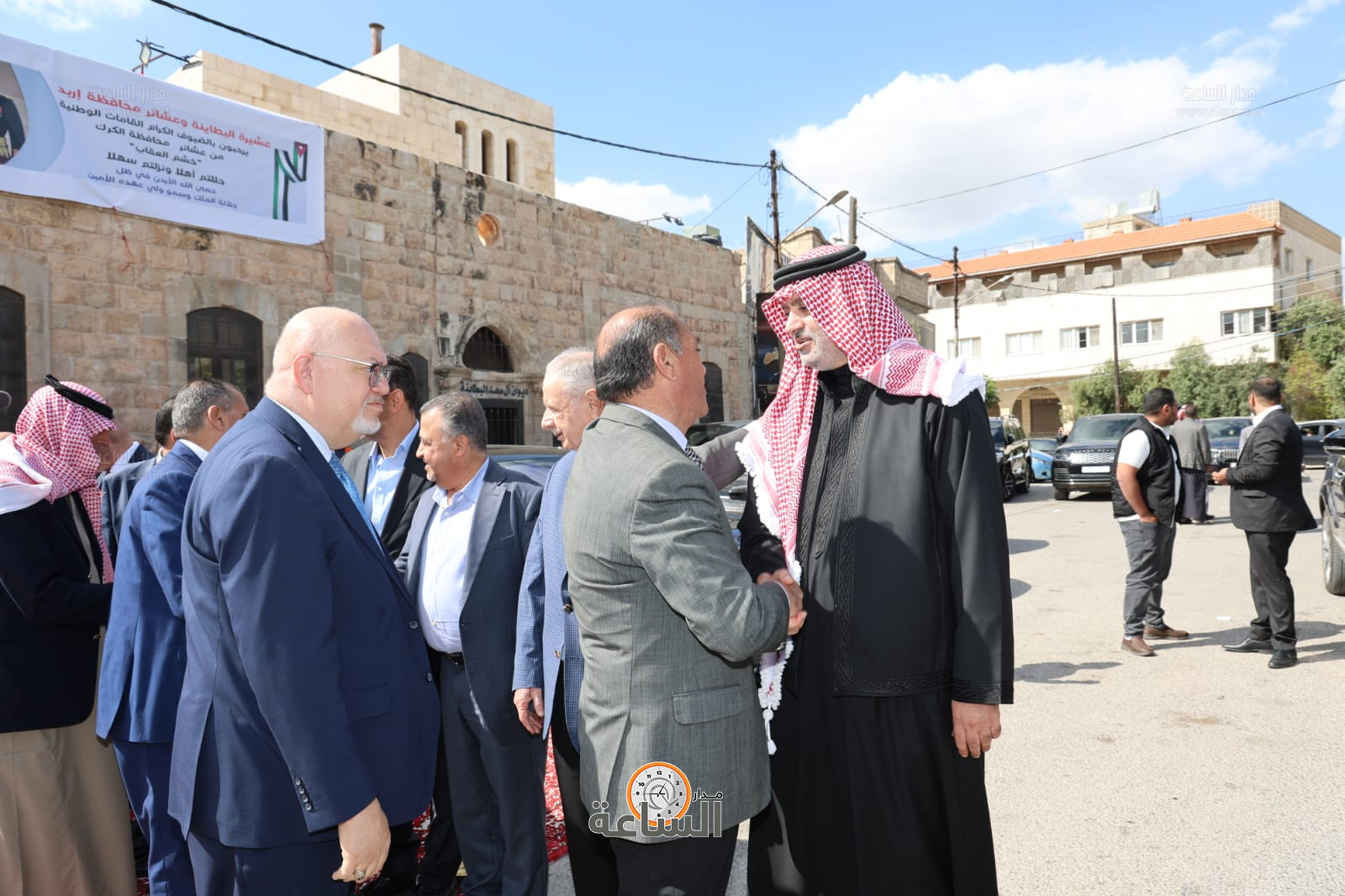 Madar Al-Saa Images 0.38650514779824485